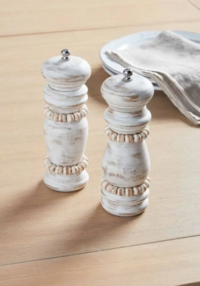 white beaded grinder set